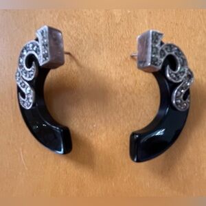 🆕 🛍️Sleek Vintage Art Deco Sterling, Onyx, & Marcasite Earrings